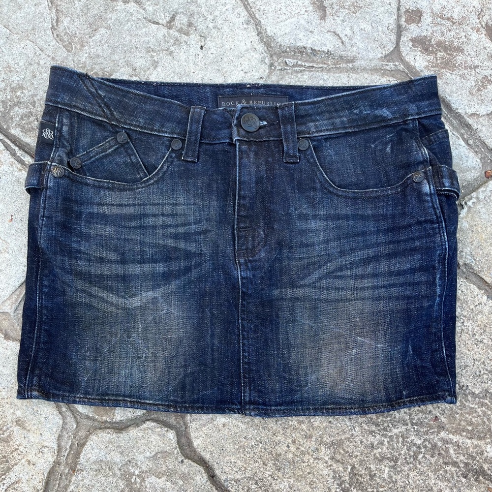 Rock & Republic Groupie Dark Wash Denim Mini Skirt